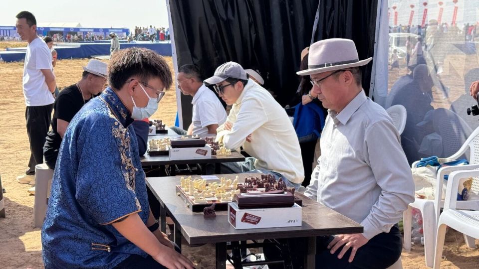 达慕各项赛, 欢乐喜庆的, 为期