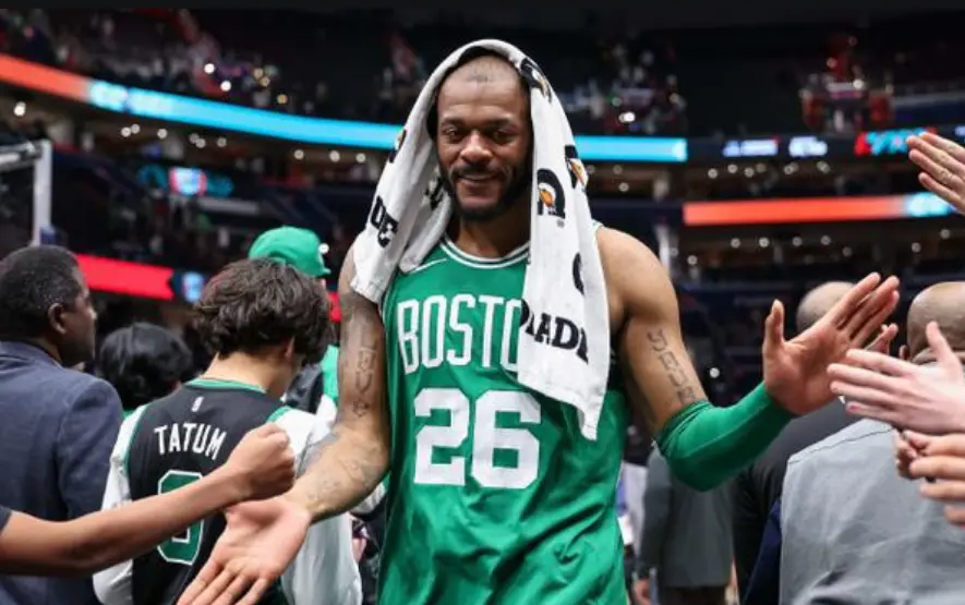 但在凯尔特, 火箭酝酿三