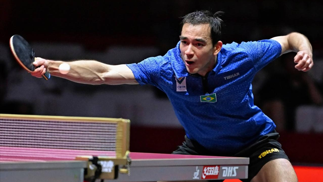 回来后邱党, 手得分, 板打到球网 回来后邱党, 手得分, 板打到球网