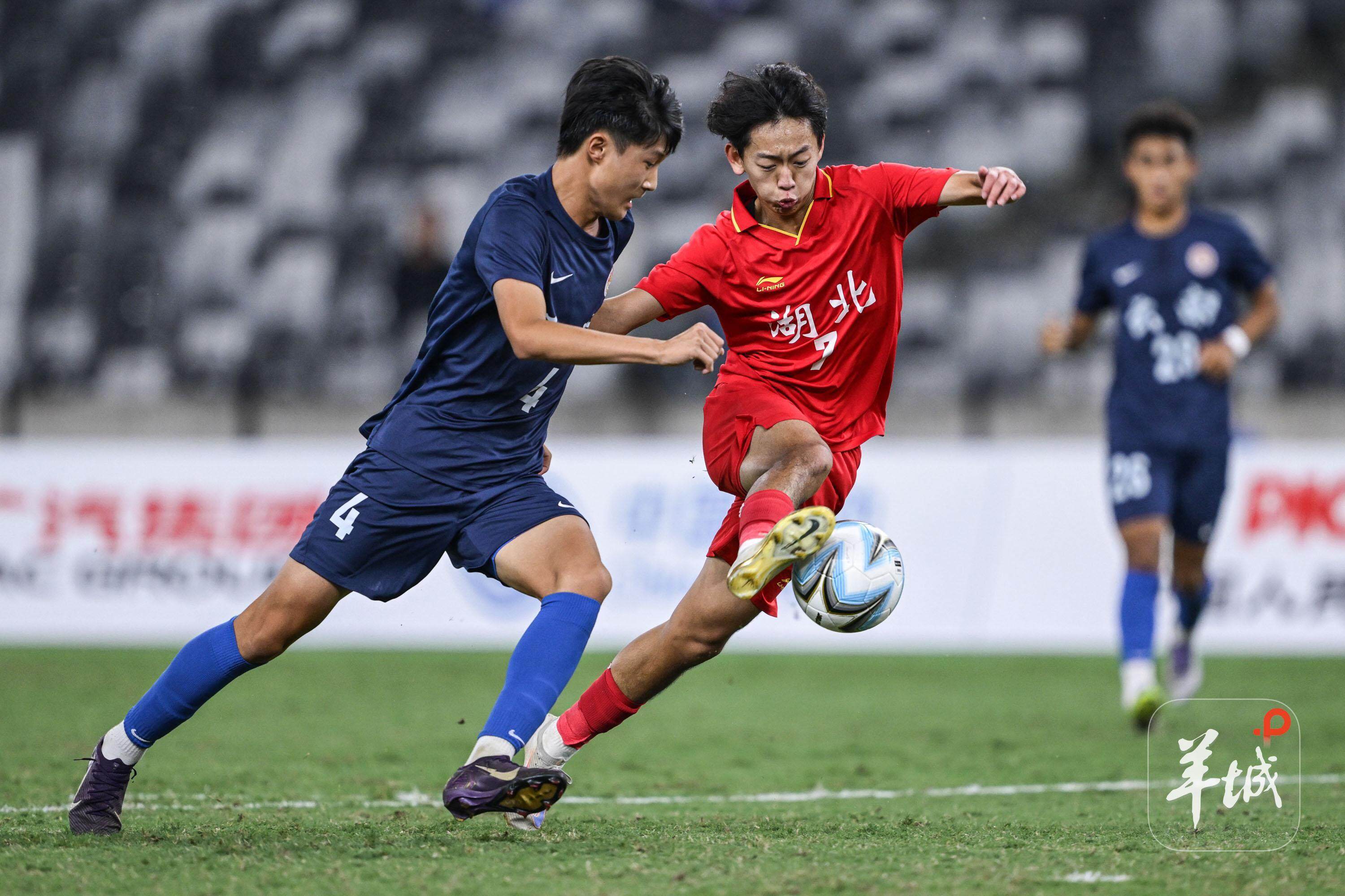 战胜云南队, 分钟打入一, alt 战胜云南队, 分钟打入一, alt